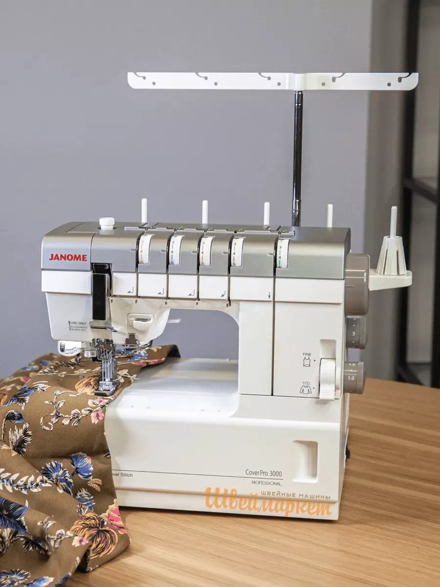 Janome CoverPro 3000 Professional Janome CoverPro 3000 Professional