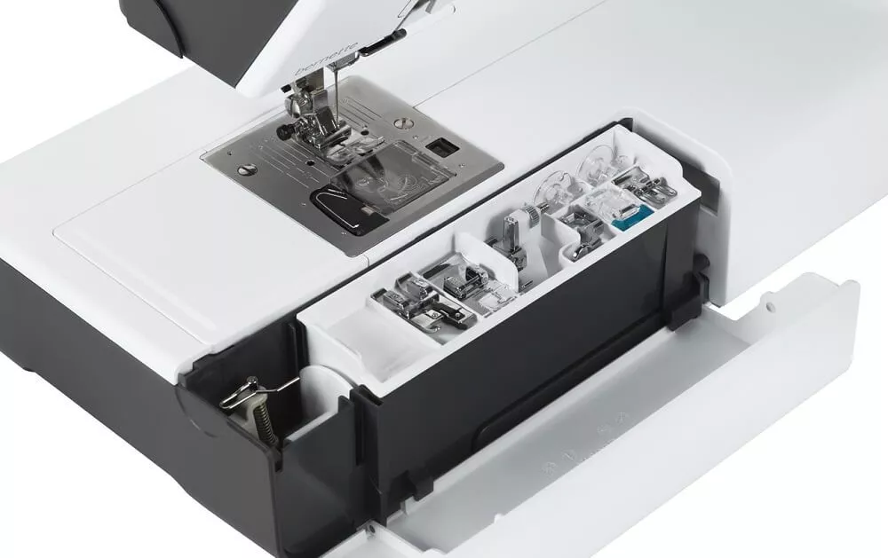 Bernina Bernette B77 Bernina Bernette B77
