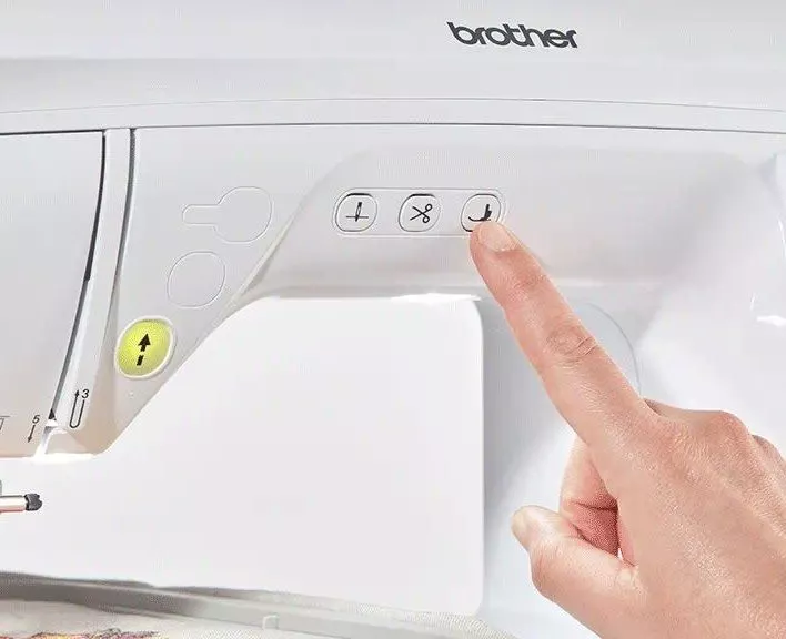 Brother Innov-is NV880E Brother Innov-is NV880E