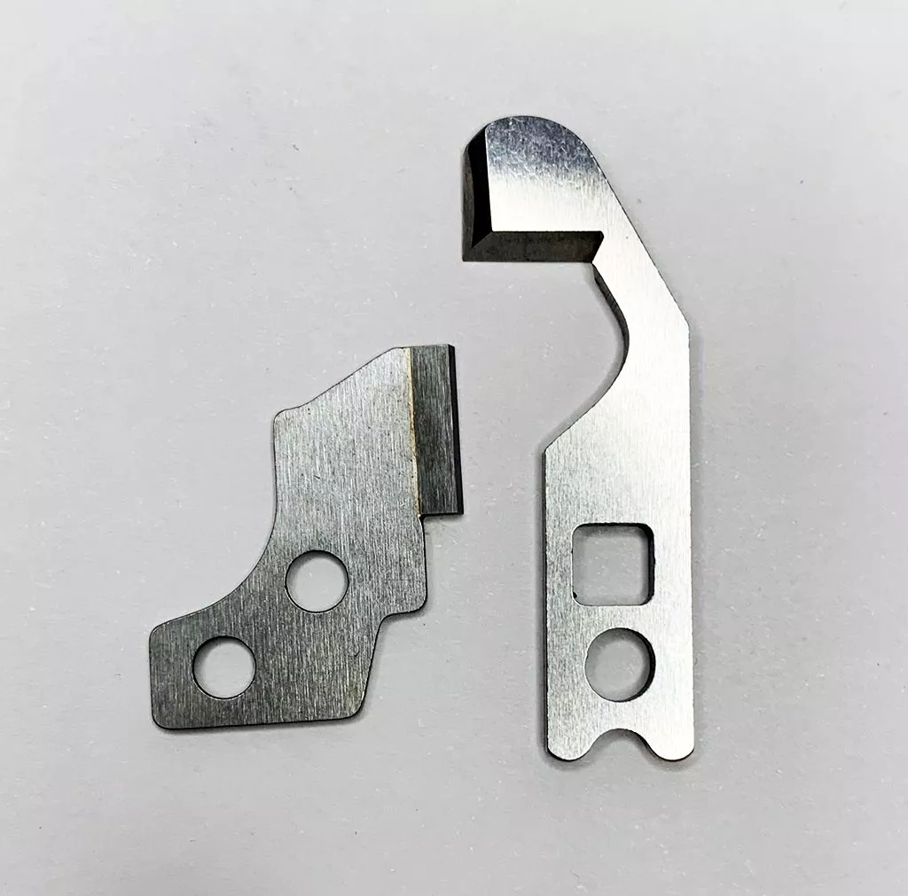 Комплект ножей для оверлоков Janome 204D, 205D, 210D и других Комплект ножей для оверлоков Janome 204D, 205D, 210D и других
