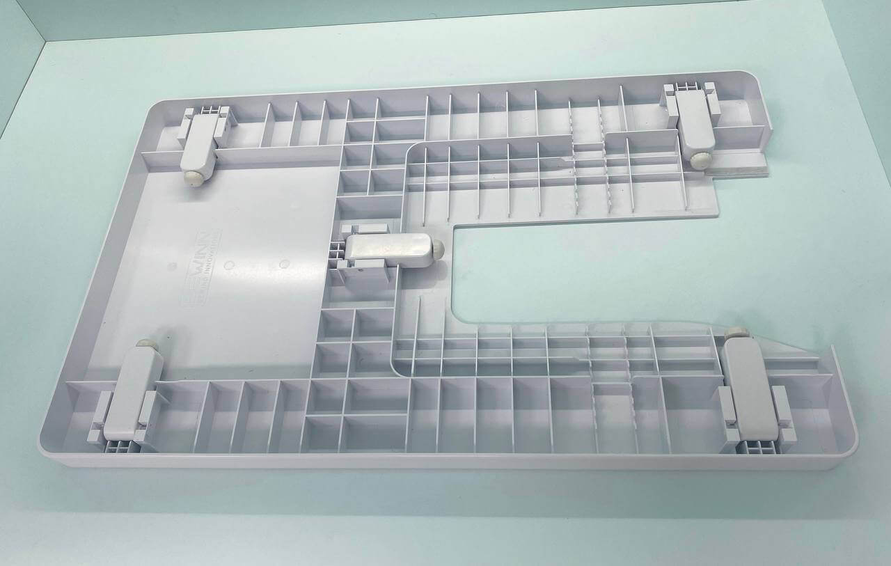 FORMAT Приставной столик для швейной машины Husqvarna Viking E20 – купить с  доставкой в Санкт-Петербурге